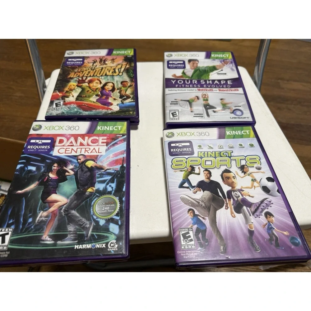Lot Of 4 360 Kinect Games , Kinect Adventures, Dance Central, Kinect Sports ,etc